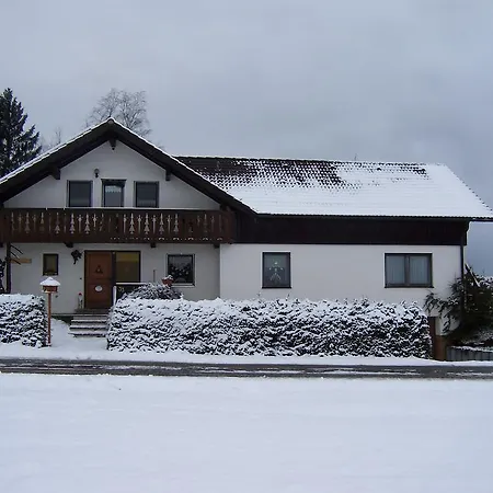 Apartment Am Weissenstaedter